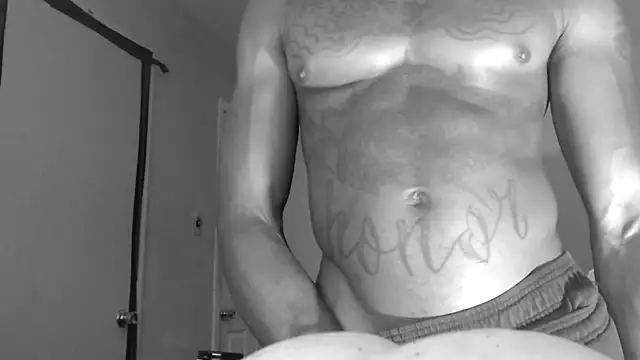 Snapshot of dominatingblacklove chatting on October 11, 2025, 2:22 am dominatingblacklove online show from October 11, 2025, 2:22 am