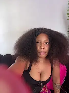 Thando04 online show from January 7, 2026, 10:40 am