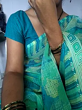 lovelygirl4567 online show from January 7, 2026, 6:16 am