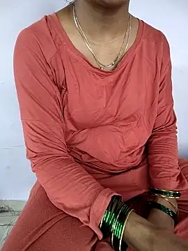 lovelygirl4567 online show from April 2, 2026, 5:49 am