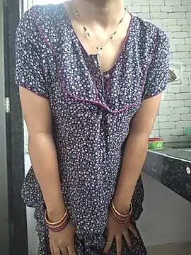 lovelygirl4567 online show from July 10, 2026, 2:38 am
