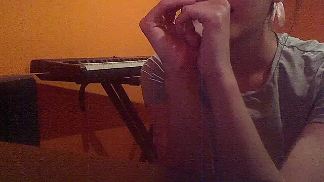 Analitayoung online show from March 23, 2026, 6:56 pm