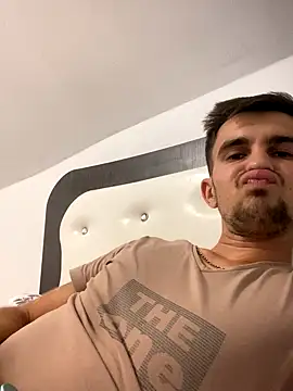 Demonpull69 online show from September 17, 2025, 9:49 pm