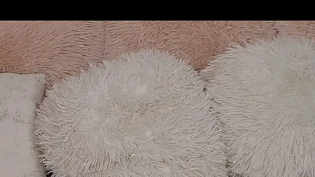 Little  Iris online show from January 12, 2026, 6:18 am