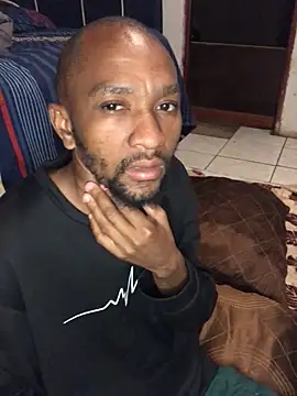 MKbesxxx online show from December 5, 2025, 9:00 pm