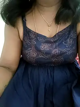 Snapshot of Tamil_Vishalini chatting on October 9, 2025, 6:33 am Tamil Vishalini online show from October 9, 2025, 6:33 am