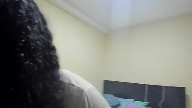 Snapshot of madisonbrunette chatting on February 26, 2025, 9:05 pm madisonbrunette online show from February 26, 2025, 9:05 pm