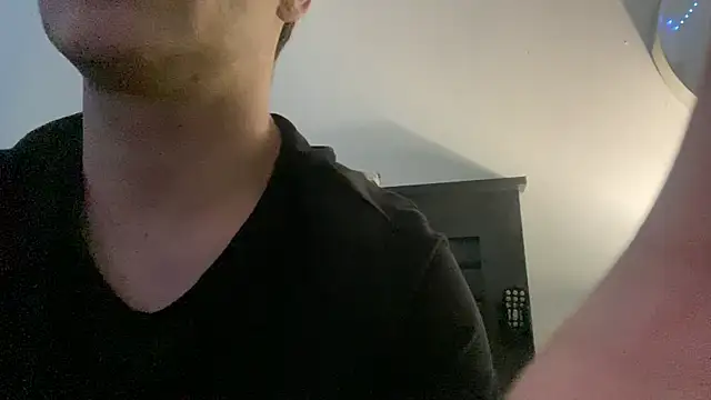 TylerXAnthony online show from October 31, 2025, 12:50 pm