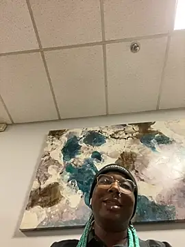 Snapshot of DamnBubbles chatting on January 20, 2025, 4:54 am DamnBubbles online show from January 20, 2025, 4:54 am