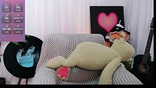 xiaotiantian-76 online show from September 25, 2025, 1:42 am