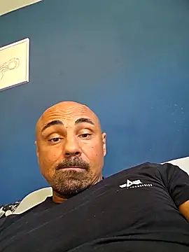 Snapshot of Insaneman1 chatting on September 18, 2025, 1:24 pm Insaneman1 online show from September 18, 2025, 1:24 pm