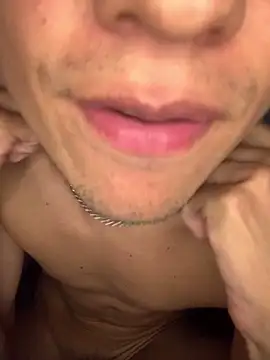 gabrielzinnnn085 online show from September 18, 2025, 9:50 pm