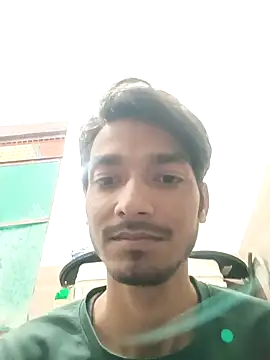 Snapshot of Tarun_0026 chatting on January 8, 2025, 6:31 am Tarun 0026 online show from January 8, 2025, 6:31 am