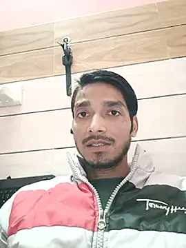 Snapshot of Tarun_0026 chatting on January 11, 2025, 1:01 pm Tarun 0026 online show from January 11, 2025, 1:01 pm