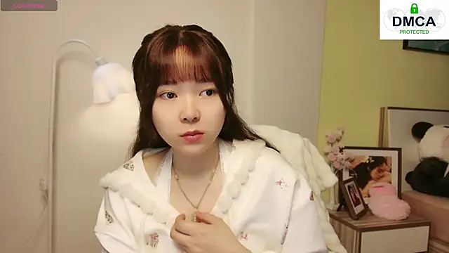 Snapshot of Chenjing0 chatting on February 15, 2025, 5:19 am Chenjing0 online show from February 15, 2025, 5:19 am