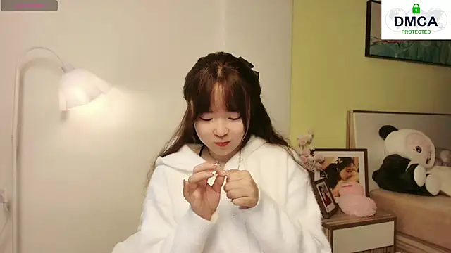 Snapshot of Chenjing0 chatting on February 20, 2025, 8:17 am Chenjing0 online show from February 20, 2025, 8:17 am