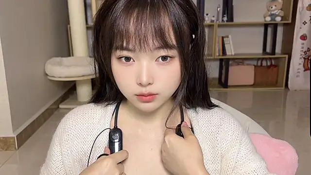 Snapshot of Chenjing0 chatting on October 9, 2025, 2:42 am Chenjing0 online show from October 9, 2025, 2:42 am