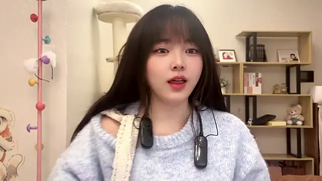 Snapshot of Chenjing0 chatting on November 2, 2025, 2:47 am Chenjing0 online show from November 2, 2025, 2:47 am