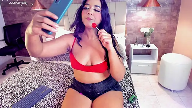Snapshot of Scarlet_lace chatting on January 24, 2025, 7:49 pm Scarlet lace online show from January 24, 2025, 7:49 pm