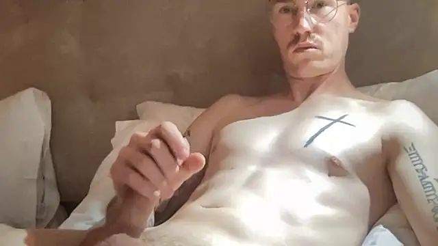 Snapshot of long_1313 chatting on October 11, 2025, 9:08 am long 1313 online show from October 11, 2025, 9:08 am