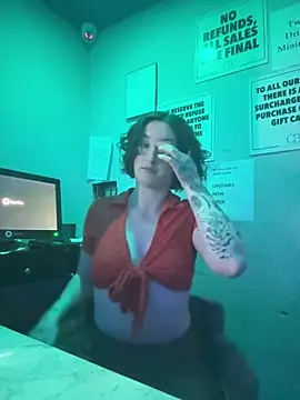 ParkerGYATT online show from March 23, 2026, 4:49 am