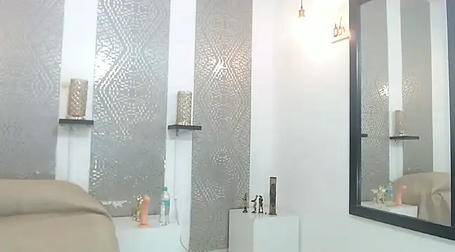 Snapshot of leyli_ass chatting on January 4, 2025, 7:34 pm leyli ass online show from January 4, 2025, 7:34 pm