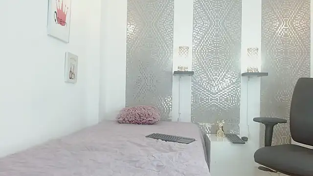 Snapshot of leyli_ass chatting on January 15, 2025, 9:41 pm leyli ass online show from January 15, 2025, 9:41 pm