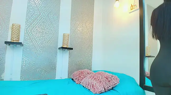 Snapshot of leyli_ass chatting on March 1, 2025, 11:47 pm leyli ass online show from March 1, 2025, 11:47 pm