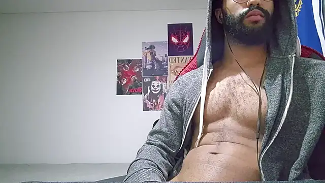 Snapshot of kevi_cocks chatting on January 3, 2025, 4:00 am kevi cocks online show from January 3, 2025, 4:00 am