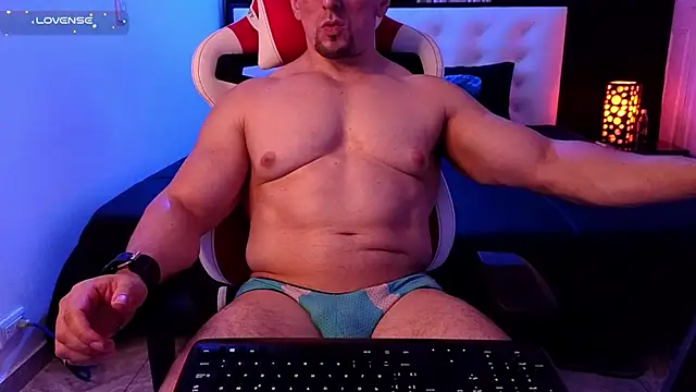 Snapshot of life_warrior chatting on October 5, 2025, 2:32 am life warrior online show from October 5, 2025, 2:32 am