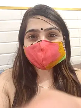 Snapshot of shreya1765 chatting on February 22, 2025, 11:24 am shreya1765 online show from February 22, 2025, 11:24 am