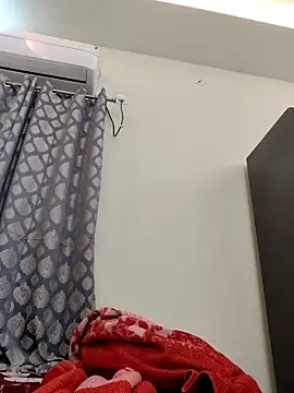 Snapshot of shreya1765 chatting on September 19, 2025, 1:07 am shreya1765 online show from September 19, 2025, 1:07 am