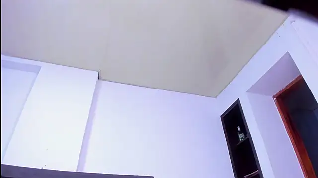 violetadumsper online show from February 4, 2025, 11:16 am