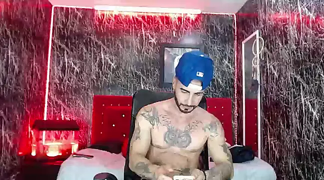 Lancelot Benwick online show from January 26, 2025, 2:35 am