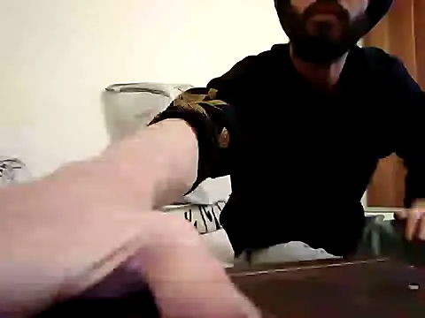 Snapshot of calacalacala chatting on January 4, 2025, 8:49 am calacalacala online show from January 4, 2025, 8:49 am
