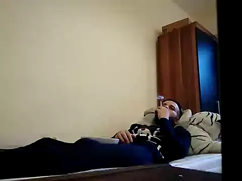 Snapshot of calacalacala chatting on January 6, 2025, 3:08 pm calacalacala online show from January 6, 2025, 3:08 pm