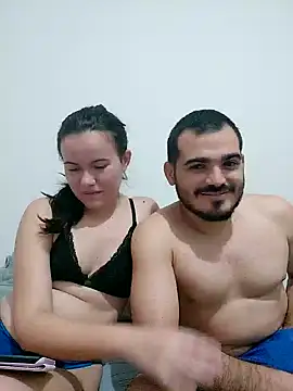 Snapshot of camillebr chatting on January 14, 2025, 8:48 pm camillebr online show from January 14, 2025, 8:48 pm