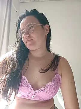 Snapshot of camillebr chatting on November 5, 2025, 12:27 pm camillebr online show from November 5, 2025, 12:27 pm