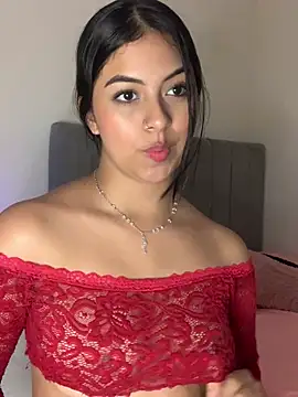 Snapshot of Julii- chatting on January 23, 2025, 3:11 pm Julii- online show from January 23, 2025, 3:11 pm