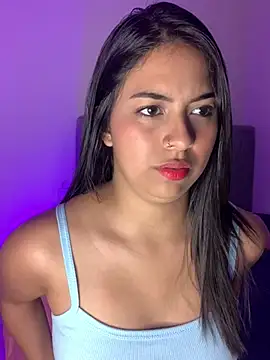 Snapshot of Julii- chatting on February 1, 2025, 4:44 pm Julii- online show from February 1, 2025, 4:44 pm