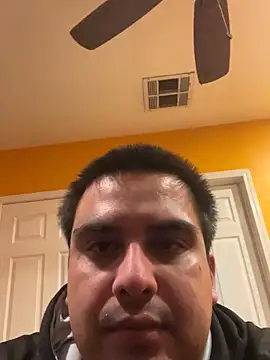 Snapshot of LA_cloudzzpnp chatting on January 11, 2025, 4:59 am LA cloudzzpnp online show from January 11, 2025, 4:59 am