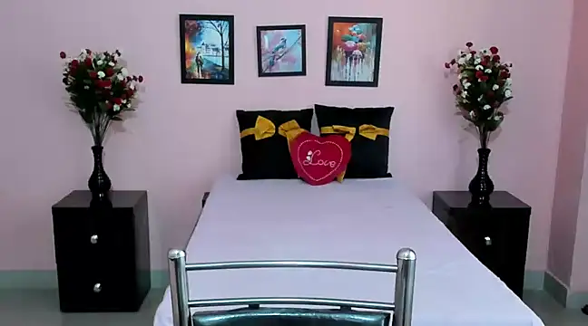 Melis Sandra online show from March 12, 2025, 3:46 am