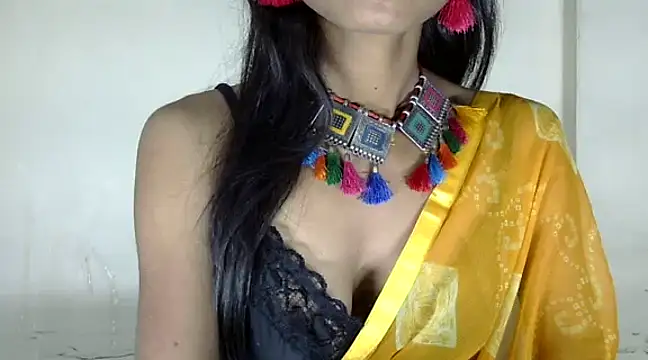 Snapshot of Ruhi_patel1 chatting on January 7, 2025, 5:43 am Ruhi patel1 online show from January 7, 2025, 5:43 am