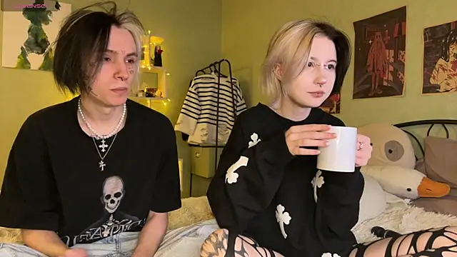 VeryRare TwinS online show from October 6, 2025, 9:34 pm