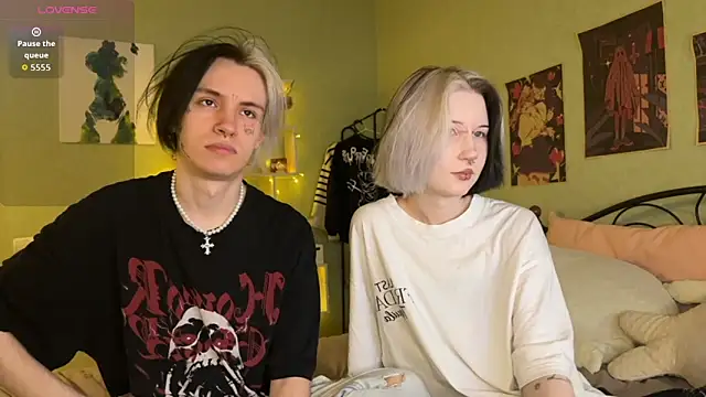 VeryRare TwinS online show from November 26, 2025, 10:44 pm