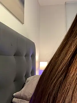 Maddy Jones online show from September 20, 2025, 1:17 am