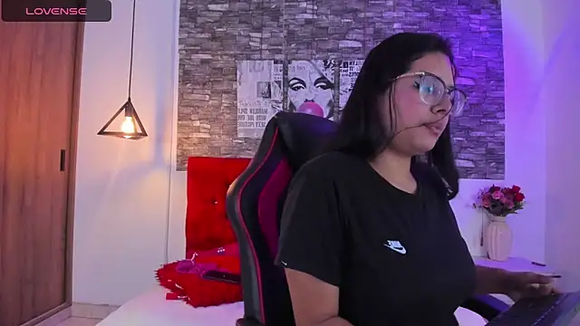 Emily sc online show from March 13, 2025, 4:34 pm