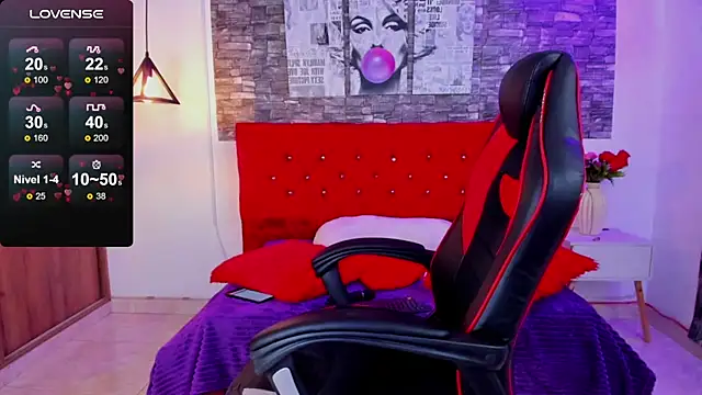 Emily sc online show from September 26, 2025, 1:48 pm