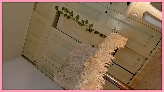 Kenny Town online show from October 13, 2025, 7:52 am