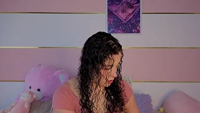 Charlotte  Miller online show from January 6, 2026, 11:47 am